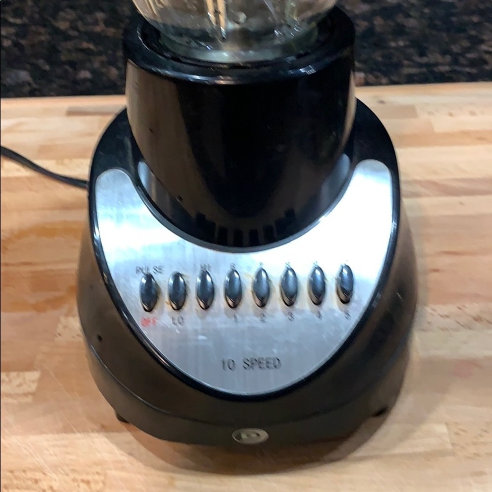 Large  Blender - Picture 8 of 16